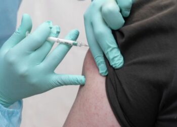 Қазақстандықтар отандық вакцина туралы не білуге тиіс?