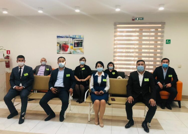 ҰСТАЗДАР ВАКЦИНАНЫ ҚОЛДАУДА