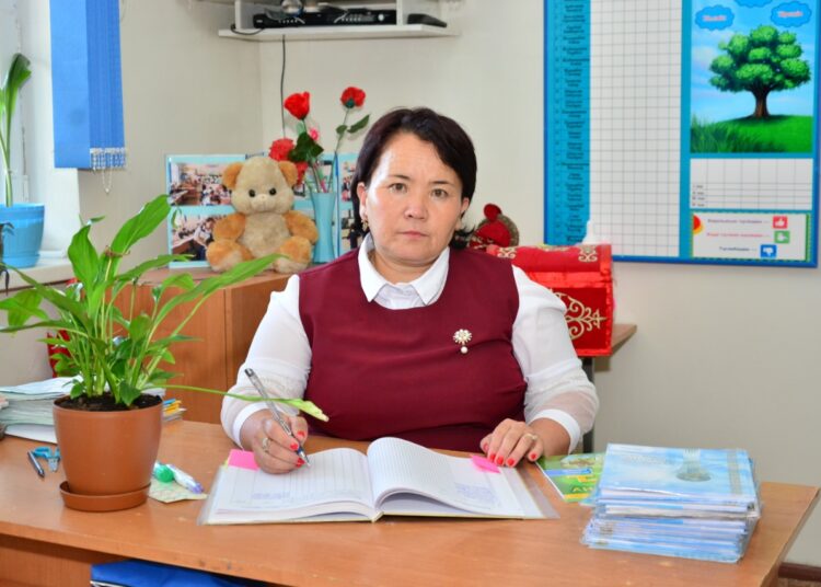 ВАКЦИНАЛАУҒА 753 МЕДИЦИНА ҚЫЗМЕТКЕРІ ЖҰМЫЛДЫРЫЛҒАН