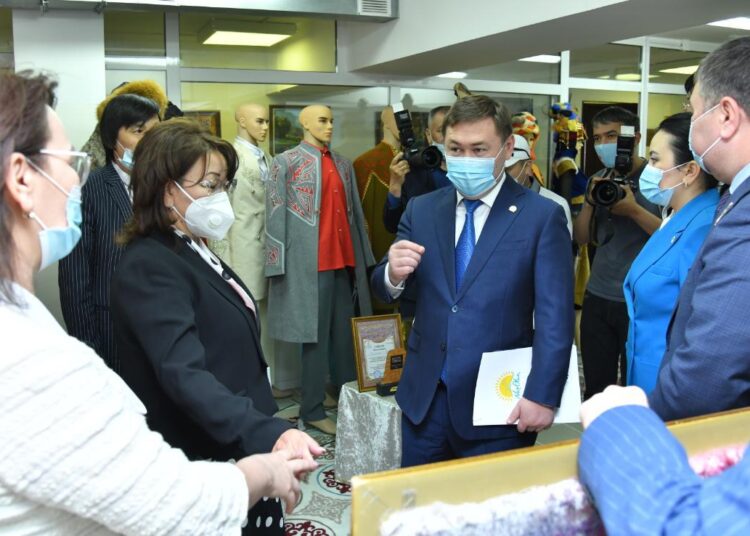 ШЫМКЕНТ ӘКІМІ ПЕДАГОГИКАЛЫҚ УНИВЕРСИТЕТІНІҢ ЖҰМЫСЫМЕН ТАНЫСТЫ