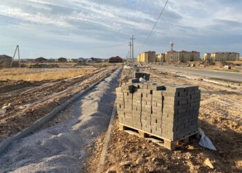 ЖОЛ ҚҰРЫЛЫСЫ ҚАРҚЫНДЫ ЖҮРУДЕ