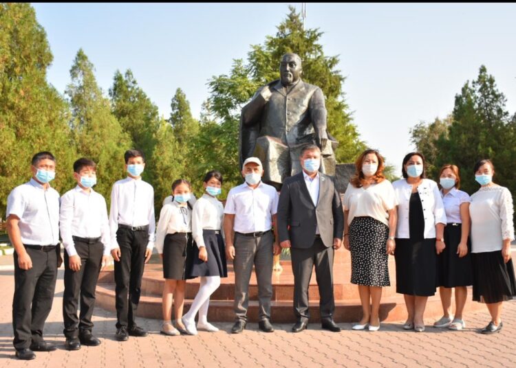 Абай Құнанбаевтың мерекесі ұлықталды