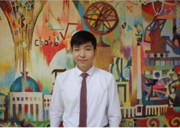 ХАЛЫҚАРАЛЫҚ ОЛИМПИАДАДА КҮМІС МЕДАЛЬ ЖЕҢІП АЛДЫ