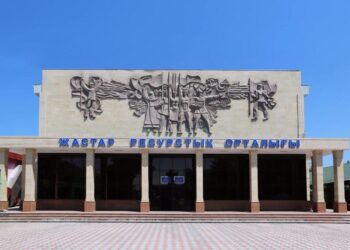 ВАКЦИНАЦИЯЛАУ БЕКЕТТЕРІНДЕ ЫСТЫҚ ТАМАҚ ҮЛЕСТІРІЛДІ