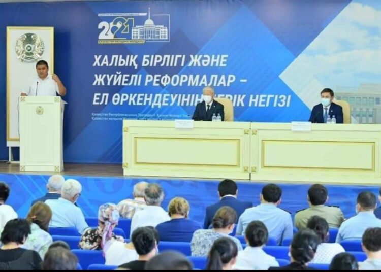 ҚАЛА ӘКІМІ «ЫНТЫМАҚ» ШАҒЫНАУДАНЫНДАҒЫ АБАЙ АУДАНЫНЫҢ АКТИВ МӘЖІЛІСІНЕ ҚАТЫСТЫ