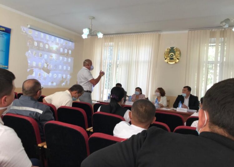 МЕМЛЕКЕТТІК ҚЫЗМЕТШІГЕ ІСКЕРЛІКПЕН БІРГЕ АДАЛДЫҚ ҚАСИЕТТЕРІНІҢ БОЛУЫ МАҢЫЗДЫ