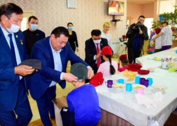 «АУЫЛДЫҚТАР» ТІРЕК-ҚИМЫЛЫ БҰЗЫЛҒАН БАЛАЛАРҒА ЕРЕКШЕ СЫЙ ЖАСАДЫ