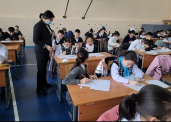 ШЫМКЕНТ: МЕКТЕП ОҚУШЫЛАРЫ АРАСЫНДАҒЫ РЕСПУБЛИКАЛЫҚ ОЛИМПИАДАНЫҢ ҮШІНШІ КЕЗЕҢІ ӨТТІ