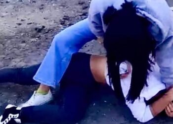 КЕНТАУДАҒЫ ҚЫЗДАР ТӨБЕЛЕСІ:ЖАПА ШЕККЕН ҚЫЗДЫҢ ЖАҒДАЙЫНА МЕКТЕПТЕГІЛЕРДІҢ БАСЫ АУЫРМАЙДЫ