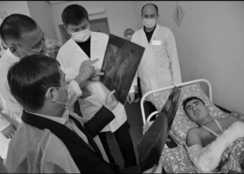 ШЫМКЕНТ ӘКІМІ ЖАРАҚАТ АЛҒАН ТӘРТІП САҚШЫЛАРЫНЫҢ ЖАҒДАЙЫН БІЛДІ