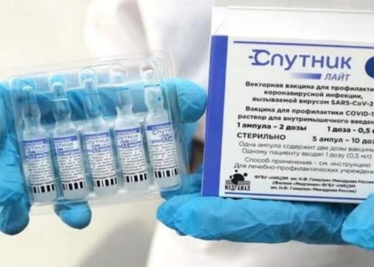 ШЫМКЕНТТІКТЕР «СПУТНИК ЛАЙТ» ВАКЦИНАСЫН ҚАБЫЛДАП ЖАТЫР