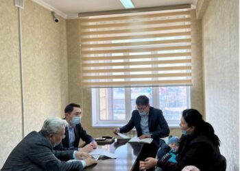 ТҰРҒЫН ҮЙ БАСҚАРМАСЫНЫҢ БАСШЫСЫ АЗАМАТТАРДЫ ЖЕКЕ МӘСЕЛЕЛЕРІ БОЙЫНША ҚАБЫЛДАДЫ