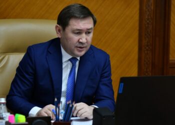 ҚАЛА ӘКІМІ АЗАМАТТАРДЫ ОНЛАЙН ҚАБЫЛДАДЫ