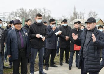 ШЫМКЕНТ ӘКІМІ АҚЖАР ТҰРҒЫН АЛАБЫНЫҢ ХАЛҚЫМЕН КЕЗДЕСТІ