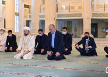 Президент қаңтар оқиғасы кезінде қайтыс болған азаматтардың рухына құран бағыштау рәсіміне қатысты