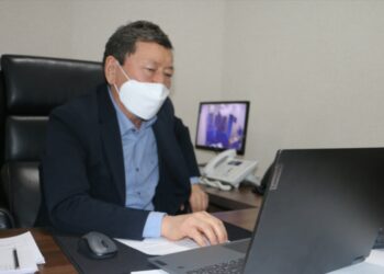 ӘКІМ ОРЫНБАСАРЫ 30-ҒА ЖУЫҚ ТҰРҒЫНДЫ ОНЛАЙН ҚАБЫЛДАДЫ