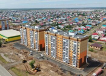 БИЫЛ 500 АДАМҒА ТҰРҒЫН ҮЙ СЕРТИФИКАТЫ БЕРІЛЕДІ