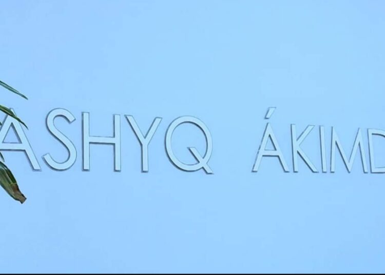 ТҮРКІСТАН: «АШЫҚ ӘКІМДІК» КЕҢСЕСІНДЕ МЕДИАТОРЛАР ТҰРҒЫНДАРҒА ТЕГІН КЕҢЕС БЕРЕДІ