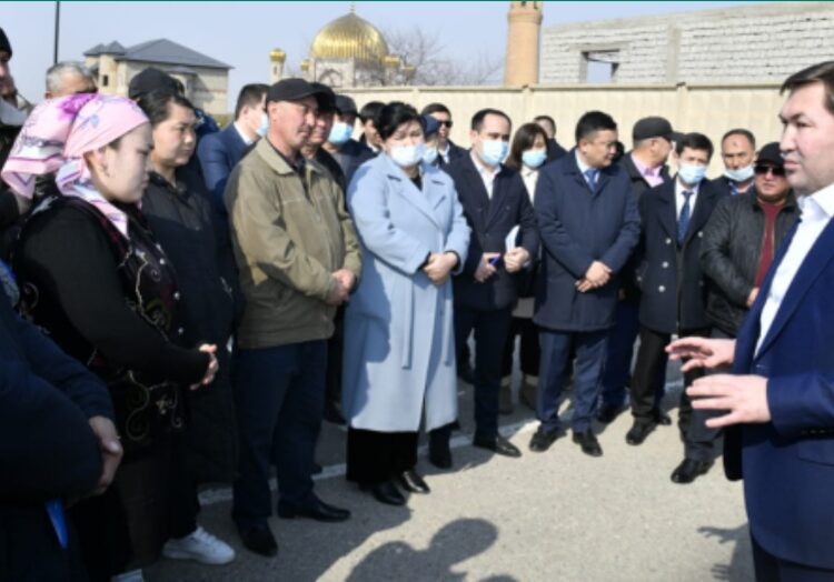 ШЫМКЕНТ ӘКІМІ ТАСКЕН ЖӘНЕ МӘРТӨБЕ ТҰРҒЫНДАРЫМЕН КЕЗДЕСТІ