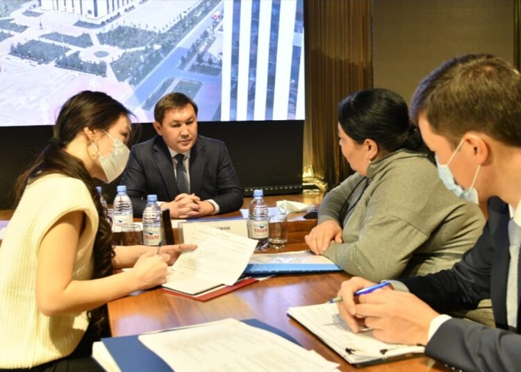 ҚАЛА ӘКІМІНІҢ ҚАБЫЛДАУЫНА 150-ГЕ ЖУЫҚ АЗАМАТ КЕЛДІ