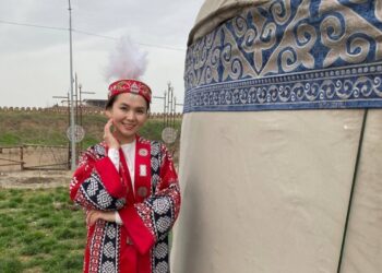 АҚТАУДАН-ШЫМКЕНТКЕ: “БАҚЫТТЫ ҚАЛАҒА САЯХАТ” БАЙҚАУЫНЫҢ ЖЕҢІМПАЗЫ НАУРЫЗДЫ ШЫМКЕНТТЕ ҚАРСЫ АЛДЫ