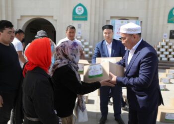 ҚАЙЫРЫМДЫЛЫҚ АЯСЫНДА АЗЫҚ-ТҮЛІК СЕБЕТТЕРІ ТАРАТЫЛДЫ