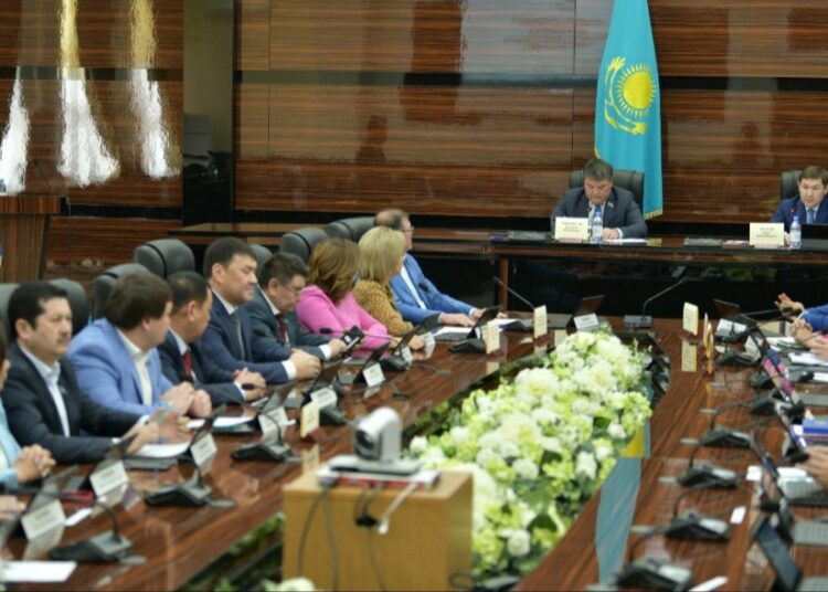 ҚАРАТАУ АУДАНЫНЫҢ ӘКІМІ ТАҒАЙЫНДАЛДЫ