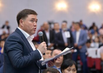 САЙРАМ ТҰРҒЫН АЛАБЫНДА ЭЛЕКТР ЖЕЛІЛЕРІ ЖАҢАРТЫЛАДЫ