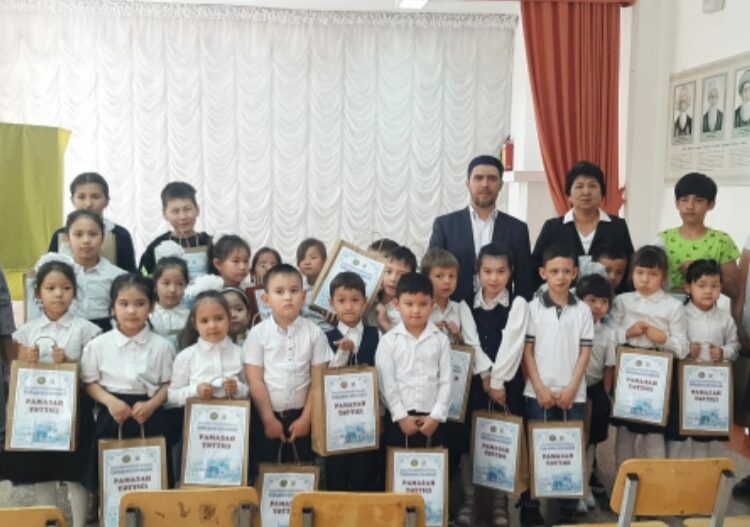 ШЫМКЕНТ: Әбсаттар Сманов мешітінде 170 отбасыға көмек берілді