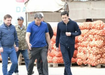 ҚАЛА ӘКІМІ КӨТЕРМЕ БАЗАРЛАРДЫ АРАЛАДЫ