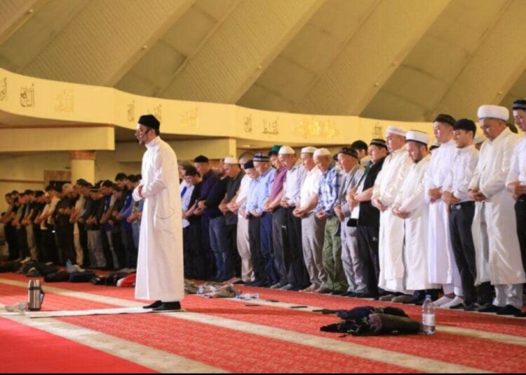 АҚМЕШІТТЕГІ ҚАДІР ТҮНІ