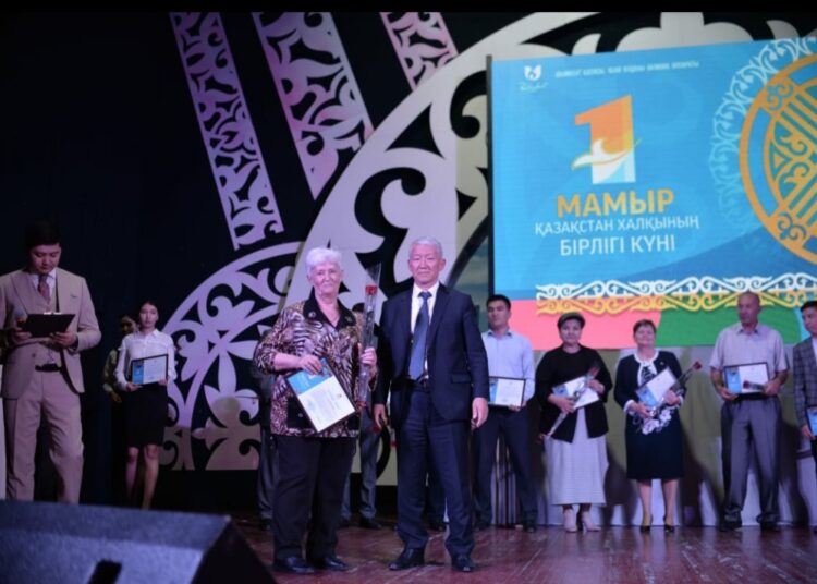 1 МАМЫР — ҚАЗАҚСТАН ХАЛЫҚТАРЫНЫҢ БІРЛІГІ КҮНІ!