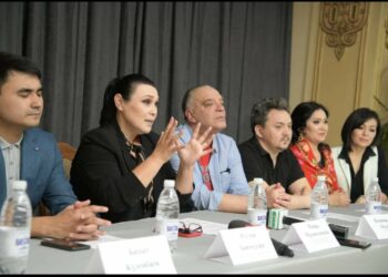 ОПЕРА САХНАСЫНДА — МАХАББАТ ХИКАЯСЫ