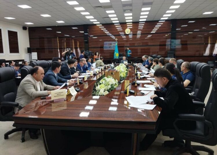 ҚОҒАМДЫҚ КЕҢЕСТІҢ КЕЗЕКТІ МӘЖІЛІСІ ӨТТІ