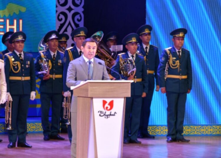 ШЫМКЕНТТЕ ОТАН ҚОРҒАУШЫЛАР КҮНІ АТАЛЫП ӨТТІ