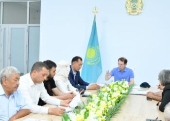 ТҰРҒЫНДАР КӨТЕРГЕН МӘСЕЛЕЛЕР ШЕШІМІН ТАУЫП КЕЛЕДІ