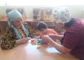 САЛ АУРУЫНА ШАЛДЫҚҚАН БАЛАЛАР ОҢАЛТУ ОРТАЛЫҒЫНДА ЕМДЕЛЕДІ