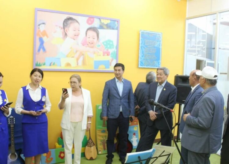 «БЕЛСЕНДІ ҰЗАҚ ӨМІР ОРТАЛЫҒЫНЫҢ» ЖҰМЫСЫМЕН ТАНЫСТЫ