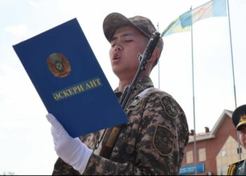 Шымкентте сарбаздар ант қабылдады