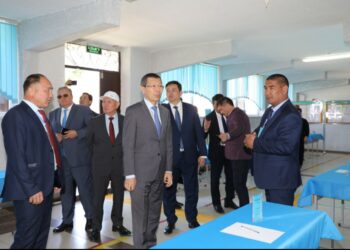 Түркістан: Республикалық референдумды ұйымдастыру мен өткізу мәселелері жөнінде семинар-кеңес өтті