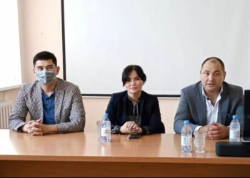 ШЫМКЕНТТІК ДӘРІГЕРЛЕР РЕФЕРЕНДУМҒА ҚАТЫСУҒА НИЕТТІ