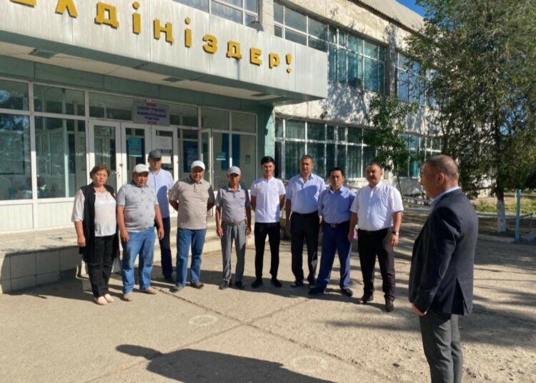 ТҮРКІСТАН-ЖЕТІСАЙ: ЖЕТІСАЙ ҚАЛАСЫНЫҢ ТҰРҒЫНДАРЫН РЕФЕРЕНДУМДЫ ҚОЛДАУҒА ШАҚЫРДЫ.