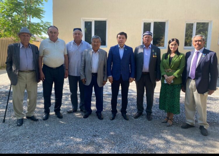 АУЫЛ БИЛЕРІМЕН КЕЗДЕСУ