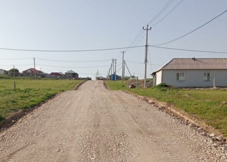 195, 275, 276 ОРАМДАРҒА ШАҒАЛ ТАС ТӨСЕУ ЖҰМЫСТАРЫ АТҚАРЫЛДЫ