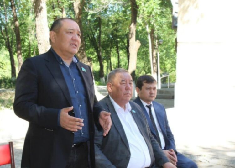 AMANAT»: ШТАБ МҮШЕЛЕРІ НАУҚАН ҚАРСАҢЫНДА ЕЛ АРАЛАУДЫ ЖАЛҒАСТЫРУДА