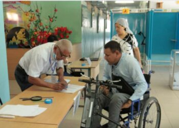 МАҚТААРАЛДА БІРІНШІ ТОП МҮГЕДЕГІ ӨЗ ТАҢДАУЫН ЖАСАДЫ