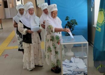 МАҚТААРАЛДА РЕФЕРЕНДУМ УЧАСКЕСІНДЕ ӘЖЕЛЕР ШАШУ ШАШТЫ