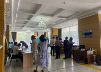 Всё идет организовано и корректно