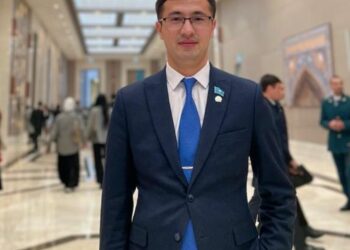 Елдіктің туы биік болсын!