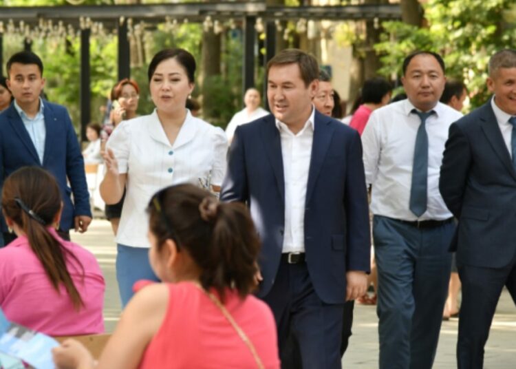 ШЫМКЕНТТЕ БОС ЖҰМЫС ОРЫНДАРЫ ЖӘРМЕҢКЕСІ ӨТТІ